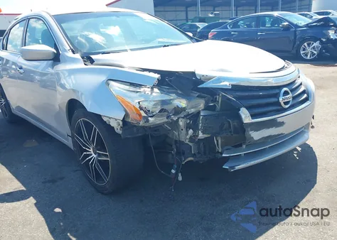 2015 Nissan Altima 2.5/2.5 S/2.5 Sl/2.5 Sv из США, поврежденный, VIN 1N4AL3AP2FN392148